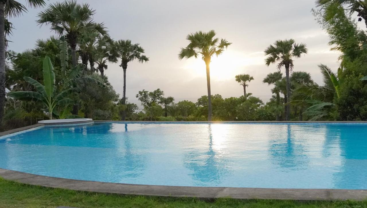 Palm Springs Bali Dive Resort Tulamben Εξωτερικό φωτογραφία